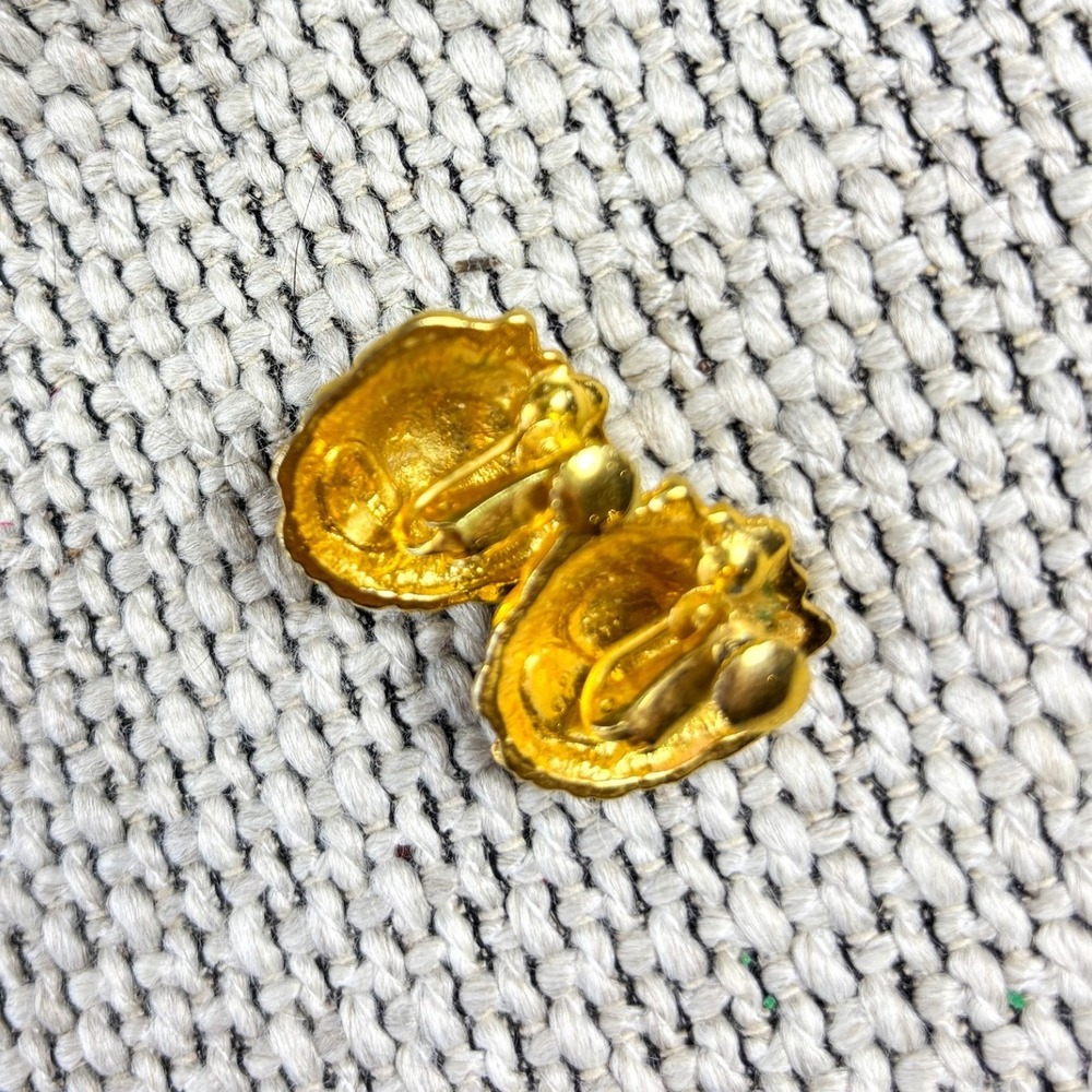 Statement‎ Anne Klein Gold Lion Head Earrings Vintage Clip On Screw Back - Picture 6 of 6